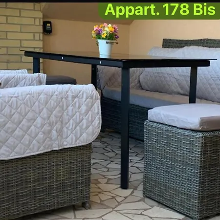 Conero Casa - Di Numana Fronte Mare In Via Litoranea 178 Bis Con Parcheggio Esclusivo * Марчелли